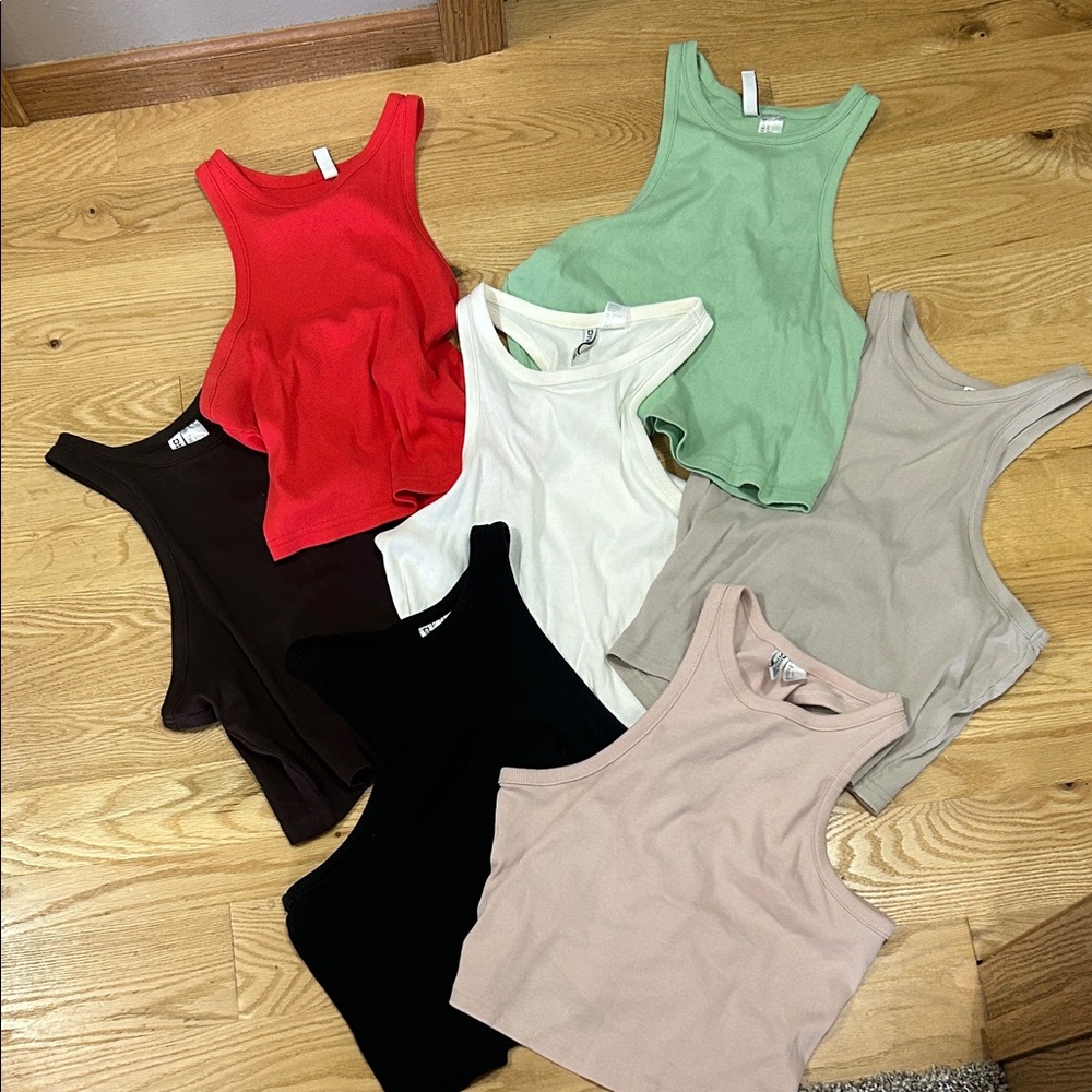H&M Women's Tank Tops - Red, Green, White, Black, Beige, Brown, Light Pink